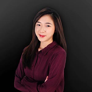 Alyssia <b>ALYSSIA<b><br>Account Executive